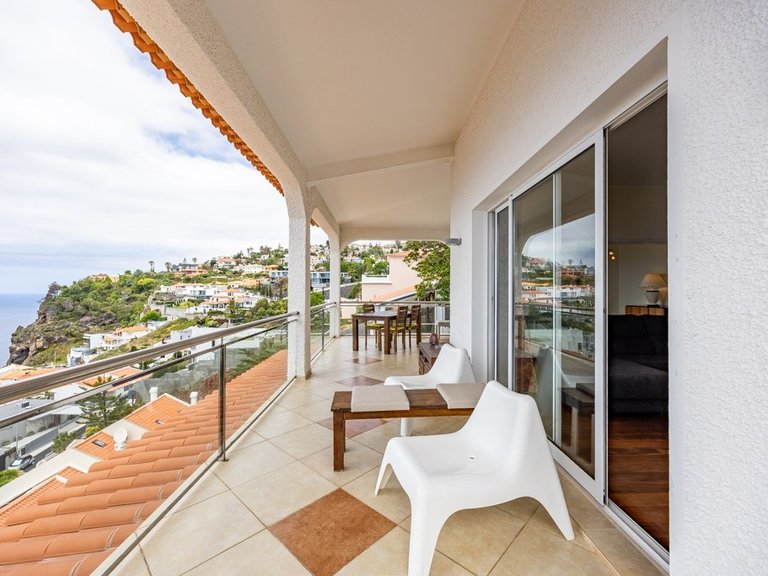 Villa for Sale in Santa Cruz, Ilha Da Madeira, Portugal 40