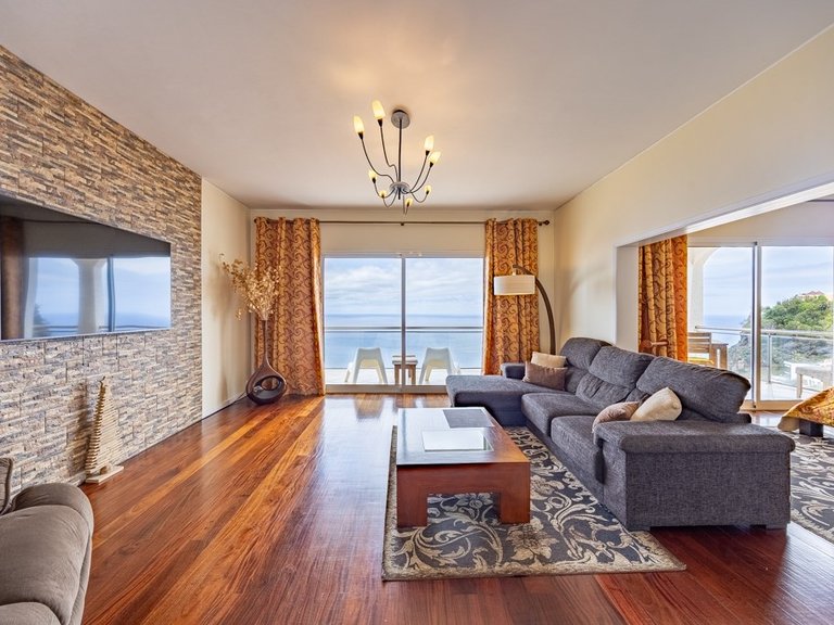 Villa for Sale in Santa Cruz, Ilha Da Madeira, Portugal 33