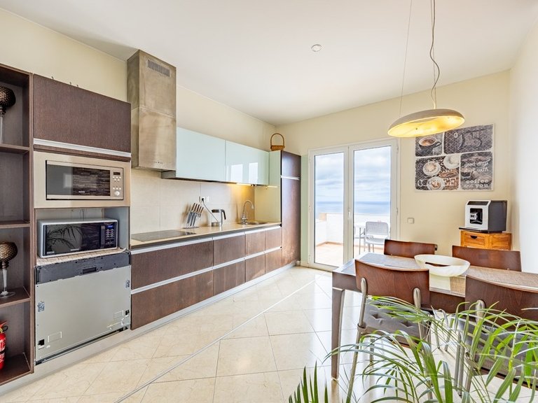 Villa for Sale in Santa Cruz, Ilha Da Madeira, Portugal 19