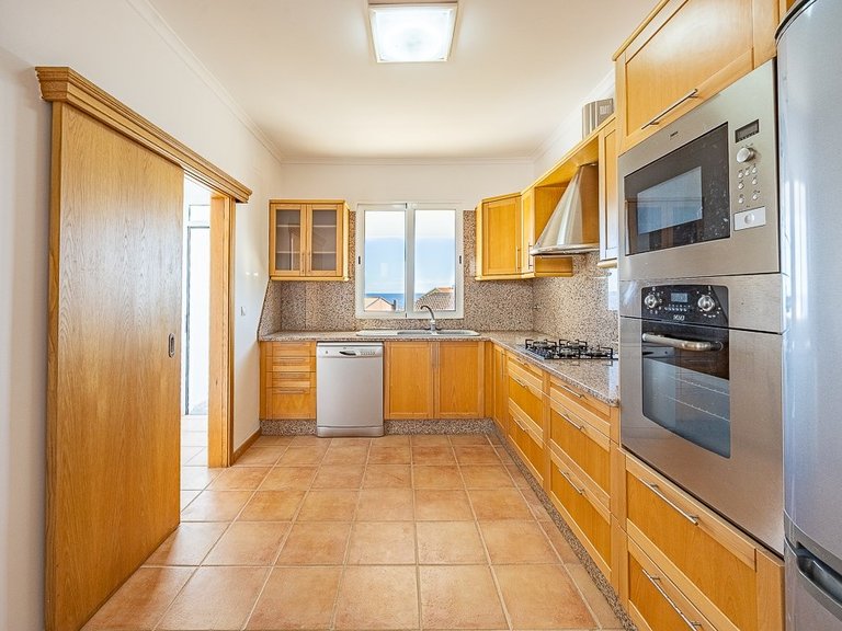 Villa for Sale in Ponta Do Sol, Ilha Da Madeira, Portugal 15