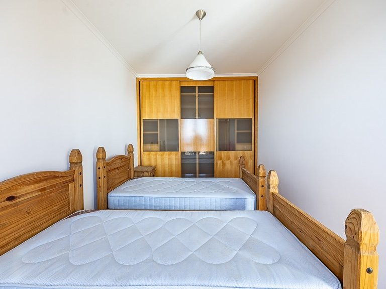 Villa for Sale in Ponta Do Sol, Ilha Da Madeira, Portugal 8