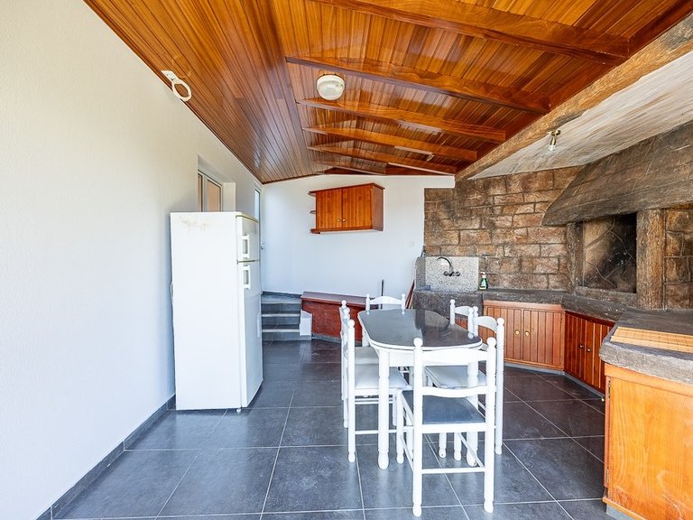 Villa for Sale in Ponta Do Sol, Ilha Da Madeira, Portugal 11