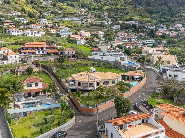 Villa for Sale in Calheta, Ilha Da Madeira, Portugal 36