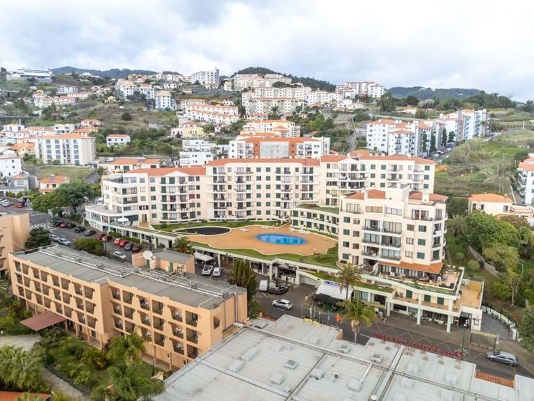 Apartment for Sale in Santa Cruz, Ilha Da Madeira, Portugal 27