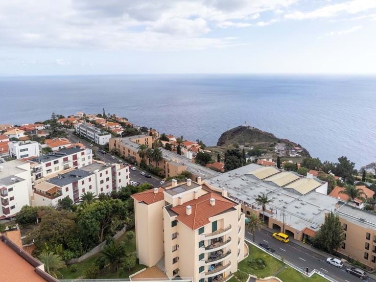 Apartment for Sale in Santa Cruz, Ilha Da Madeira, Portugal 31