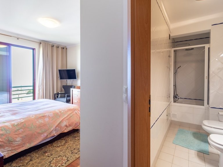 Apartment for Sale in Santa Cruz, Ilha Da Madeira, Portugal 14