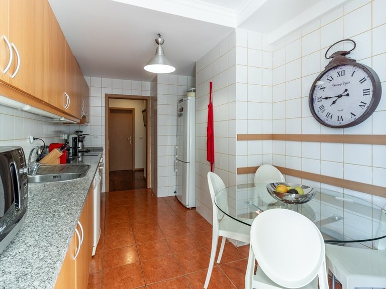 Apartment for Sale in Santa Cruz, Ilha Da Madeira, Portugal 13