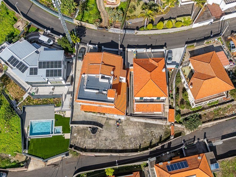 Villa for Sale in Funchal, Ilha Da Madeira, Portugal 14