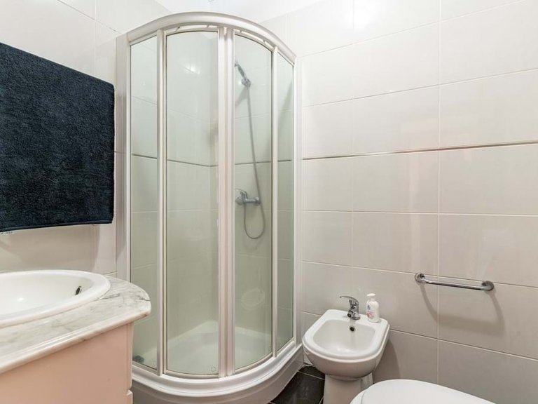 Villa for Sale in Santa Cruz, Ilha Da Madeira, Portugal 19