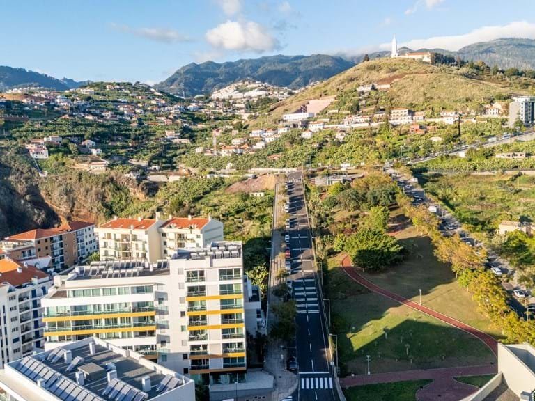 Apartment for Sale in Funchal, Ilha Da Madeira, Portugal 20