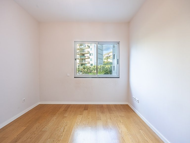 Apartment for Sale in Funchal, Ilha Da Madeira, Portugal 14