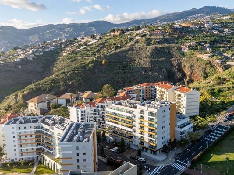 Apartment for Sale in Funchal, Ilha Da Madeira, Portugal 21