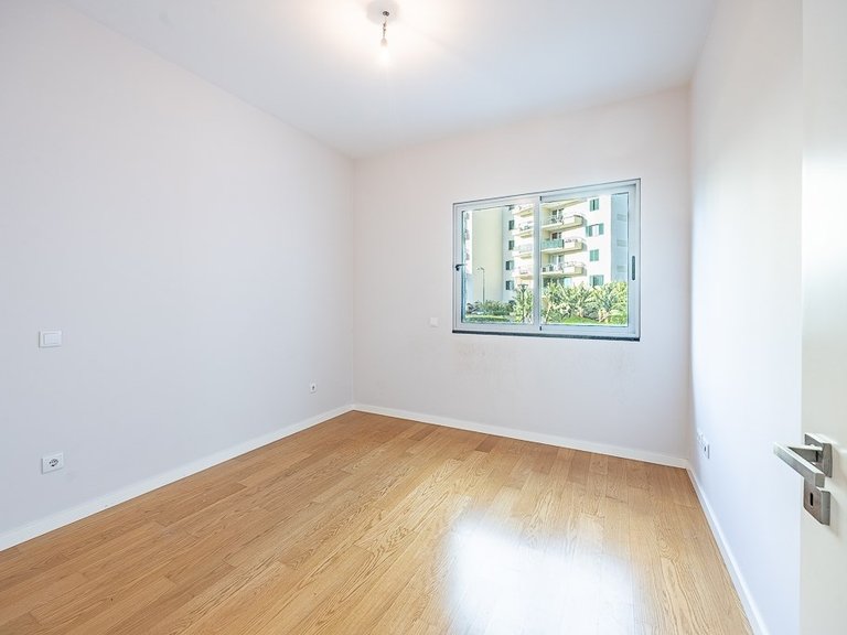 Apartment for Sale in Funchal, Ilha Da Madeira, Portugal 15