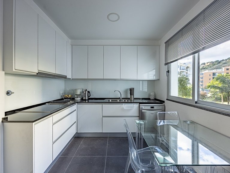 Apartment for Sale in Funchal, Ilha Da Madeira, Portugal 12