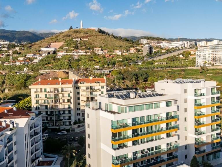 Apartment for Sale in Funchal, Ilha Da Madeira, Portugal 19
