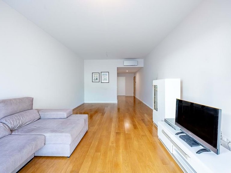 Apartment for Sale in Funchal, Ilha Da Madeira, Portugal 4