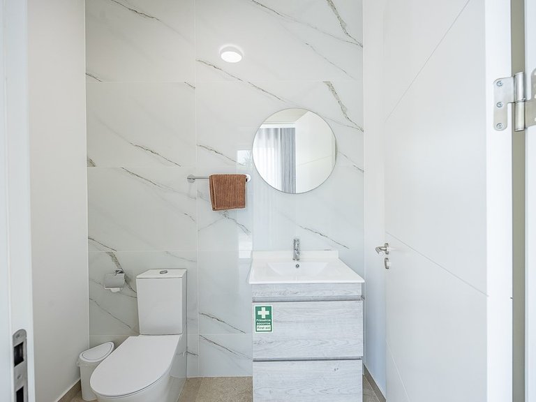 Villa for Sale in Calheta, Ilha Da Madeira, Portugal 11