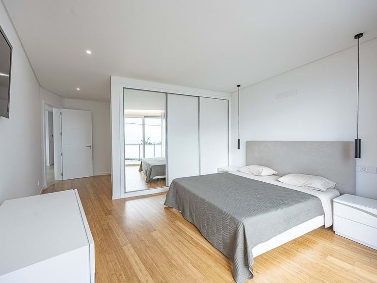 Villa for Sale in Calheta, Ilha Da Madeira, Portugal 24