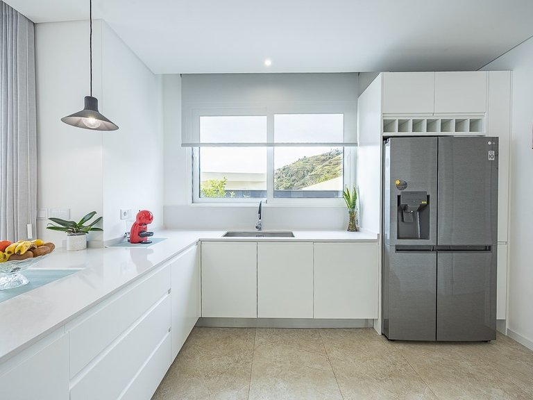 Villa for Sale in Calheta, Ilha Da Madeira, Portugal 3