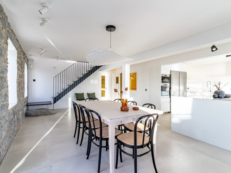 Villa for Sale in Funchal, Ilha Da Madeira, Portugal 10