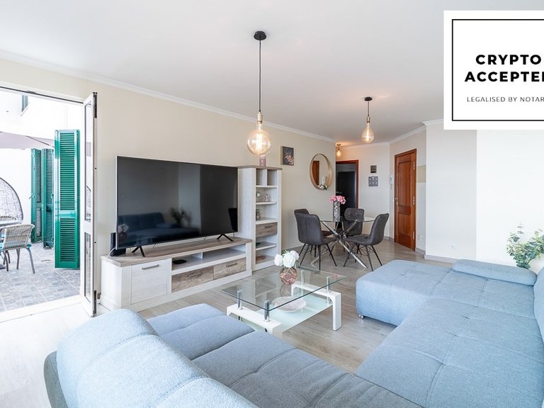 Apartment for Sale in Funchal, Ilha Da Madeira, Portugal 1