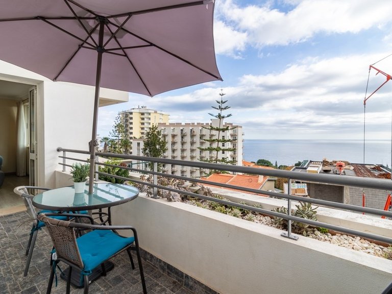 Apartment for Sale in Funchal, Ilha Da Madeira, Portugal 4