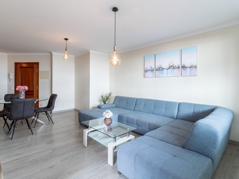 Apartment for Sale in Funchal, Ilha Da Madeira, Portugal 2