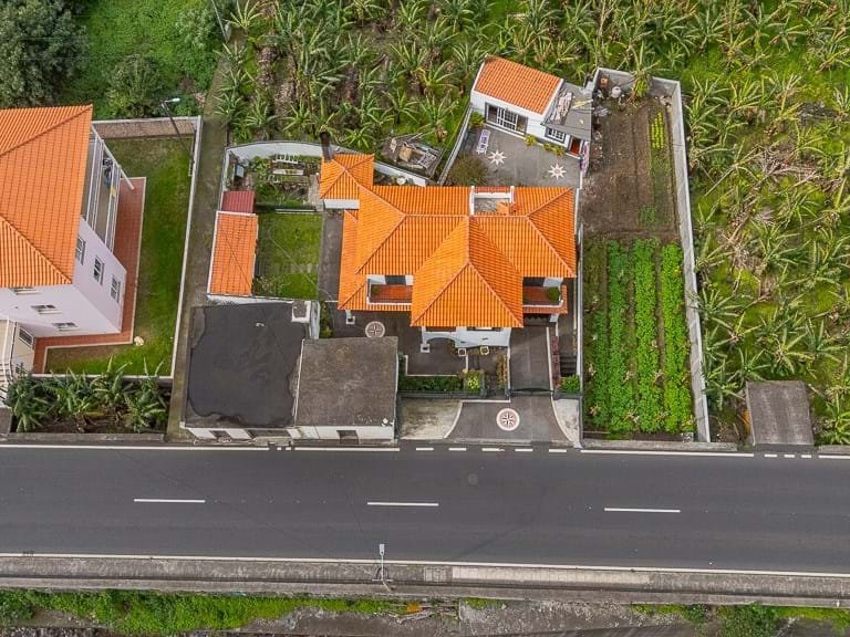 Villa for Sale in Ribeira Brava, Ilha Da Madeira, Portugal 2