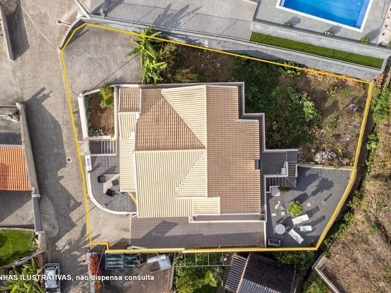 Villa for Sale in Calheta, Ilha Da Madeira, Portugal 42