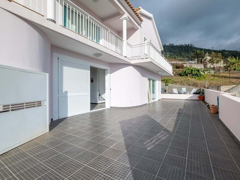 Villa for Sale in Calheta, Ilha Da Madeira, Portugal 21