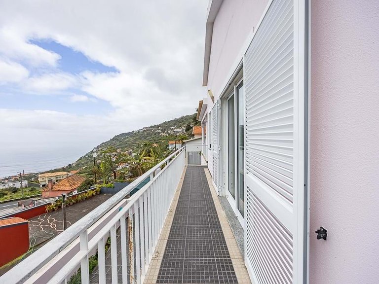 Villa for Sale in Calheta, Ilha Da Madeira, Portugal 39
