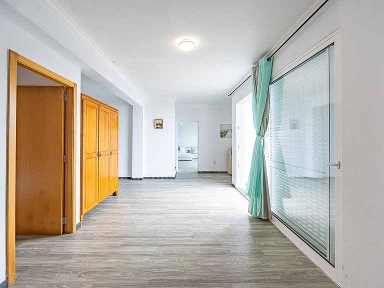 Villa for Sale in Calheta, Ilha Da Madeira, Portugal 34