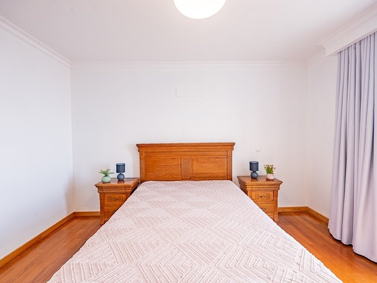 Villa for Sale in Calheta, Ilha Da Madeira, Portugal 17