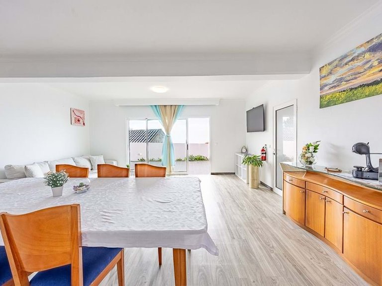Villa for Sale in Calheta, Ilha Da Madeira, Portugal 26