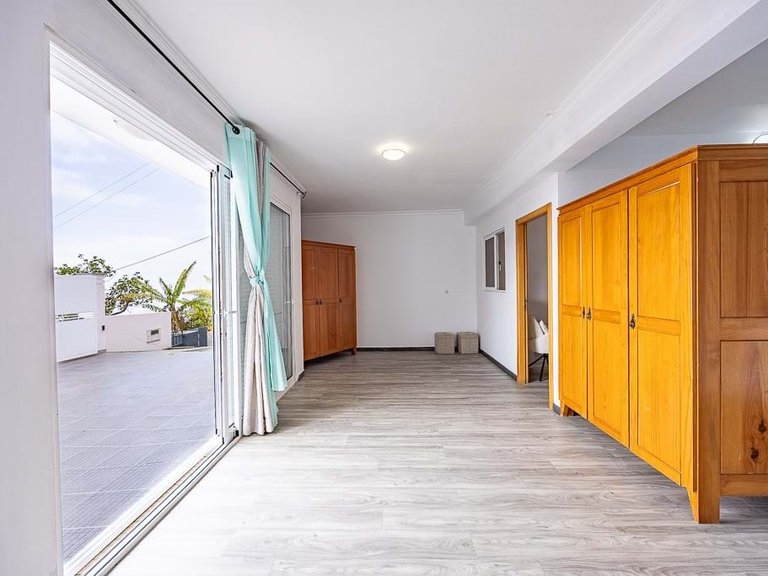 Villa for Sale in Calheta, Ilha Da Madeira, Portugal 29