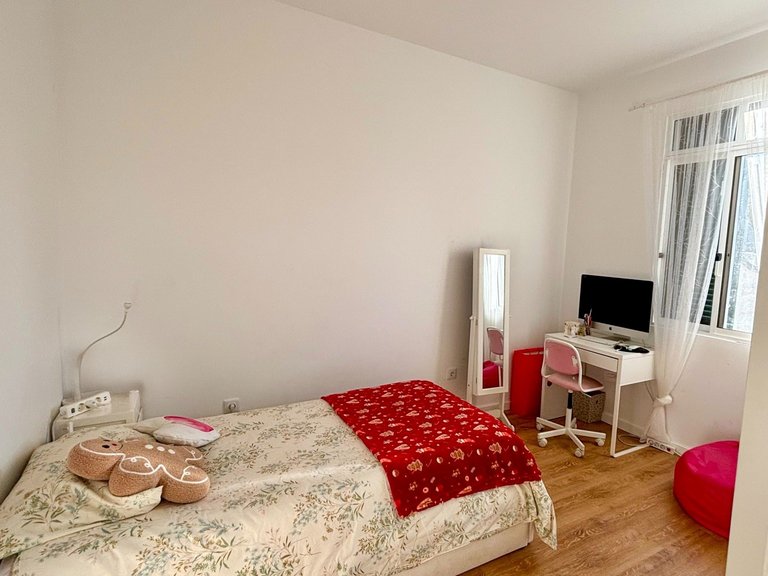 Villa for Sale in Funchal, Ilha Da Madeira, Portugal 16