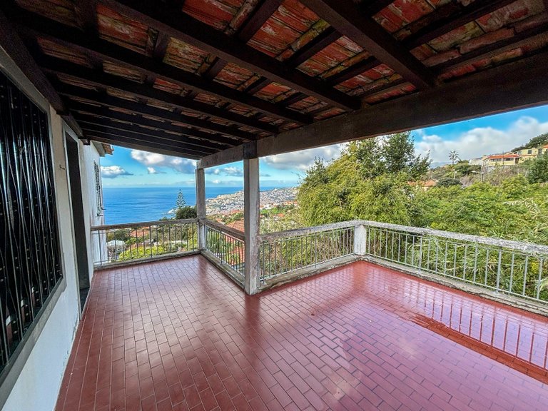 Villa for Sale in Funchal, Ilha Da Madeira, Portugal 26