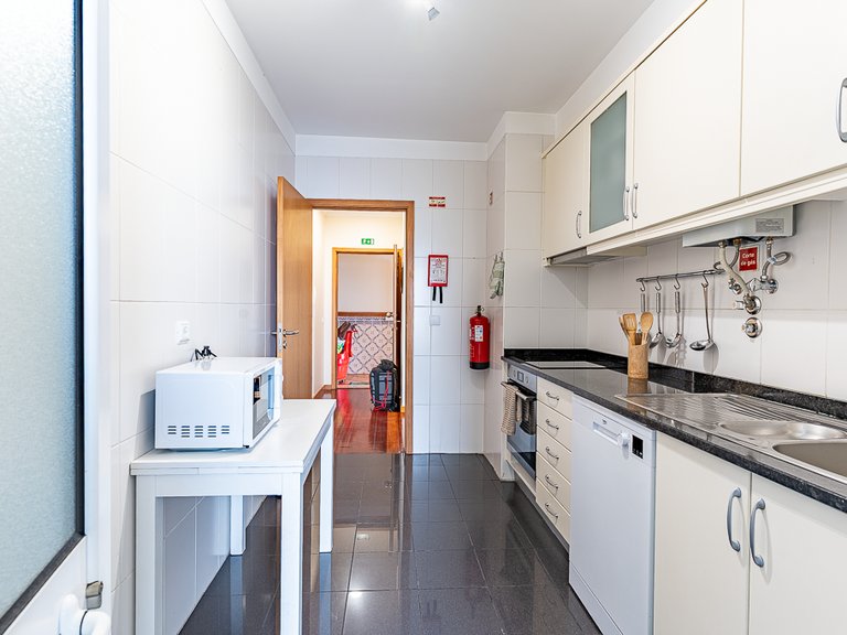 Apartment for Sale in Santa Cruz, Ilha Da Madeira, Portugal 13