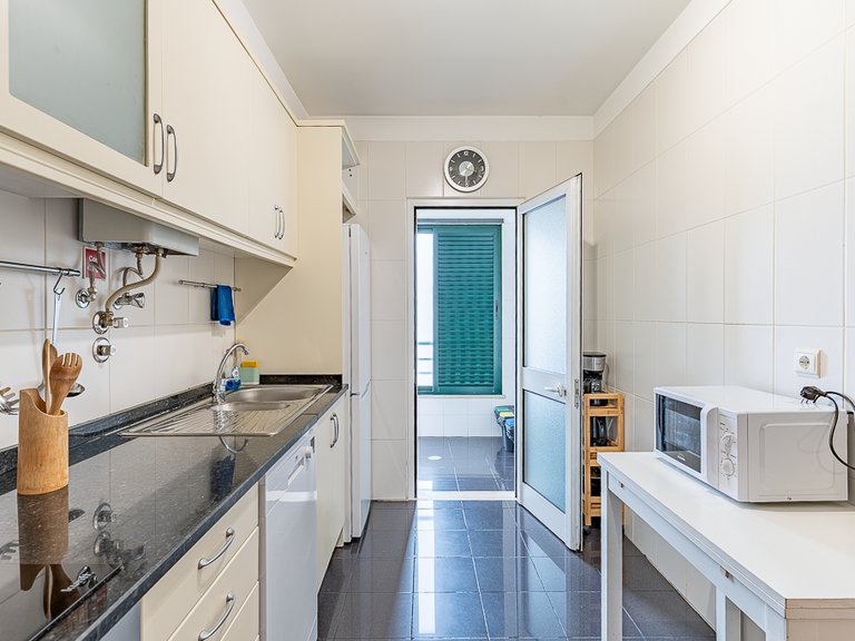 Apartment for Sale in Santa Cruz, Ilha Da Madeira, Portugal 12