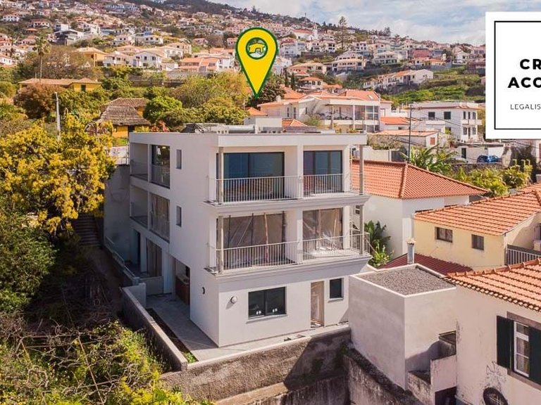 Apartment for Sale in Funchal, Ilha Da Madeira, Portugal 1