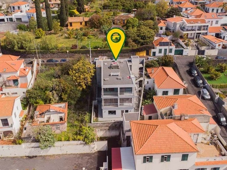 Apartment for Sale in Funchal, Ilha Da Madeira, Portugal 3