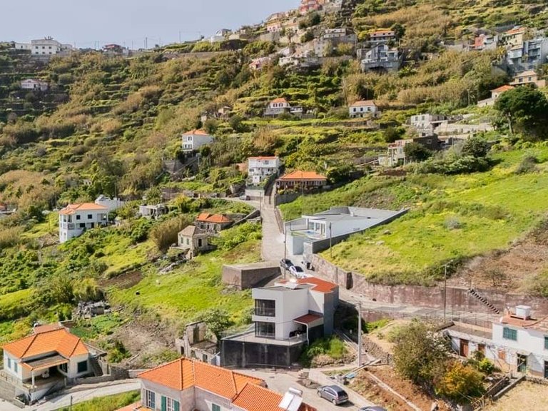 Villa for Sale in Ribeira Brava, Ilha Da Madeira, Portugal 3