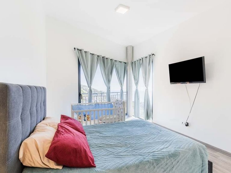 Villa for Sale in Ribeira Brava, Ilha Da Madeira, Portugal 8