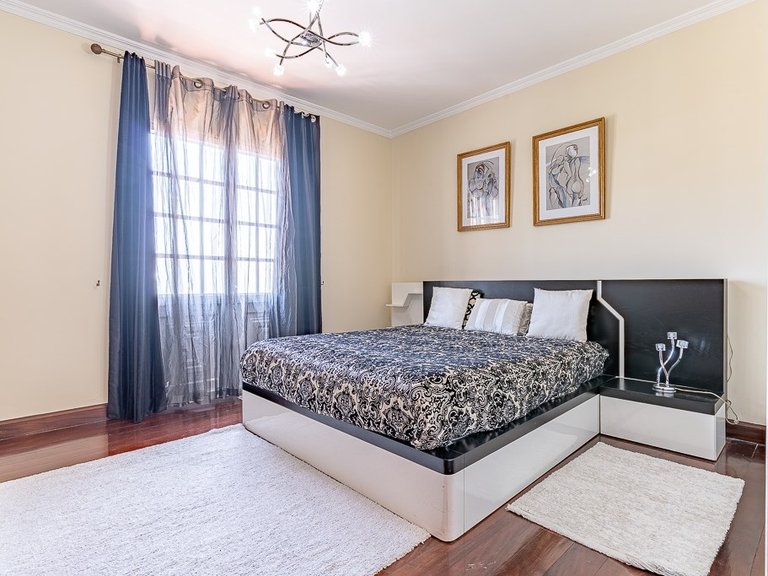 Villa for Sale in Funchal, Ilha Da Madeira, Portugal 14