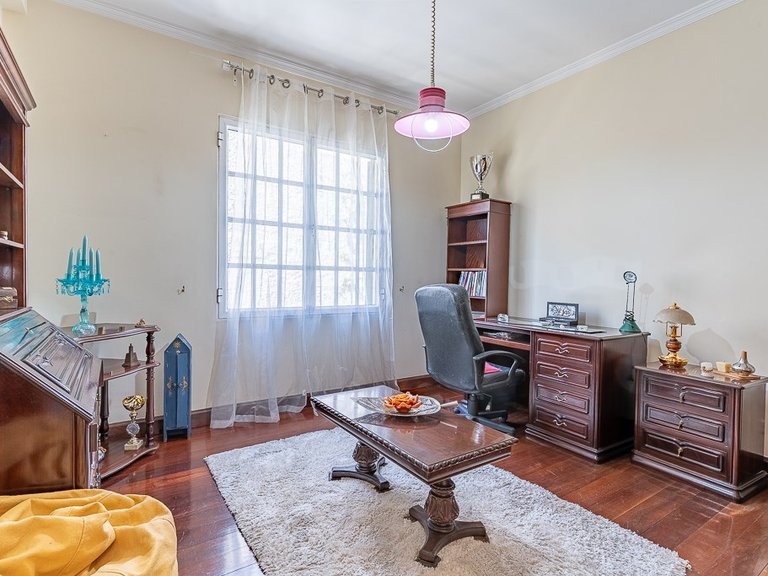 Villa for Sale in Funchal, Ilha Da Madeira, Portugal 8
