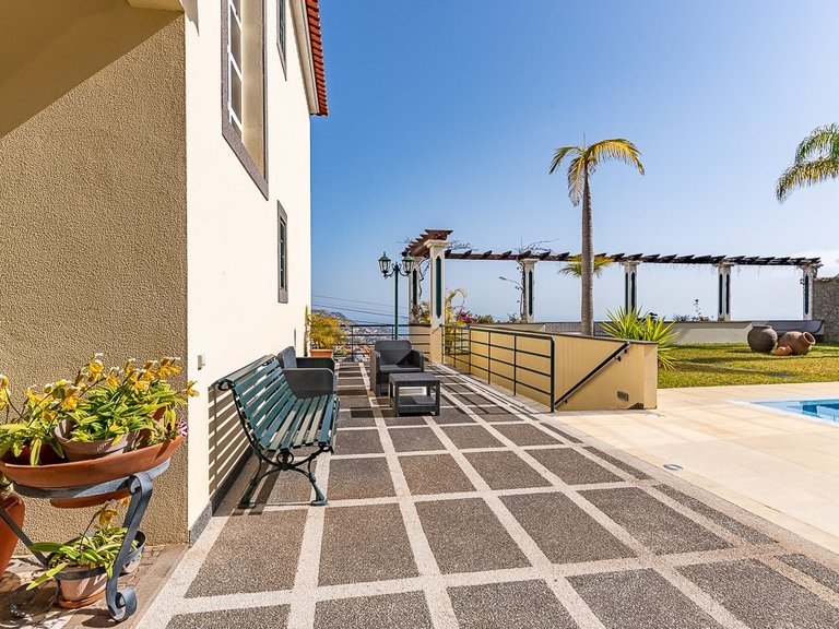 Villa for Sale in Funchal, Ilha Da Madeira, Portugal 39