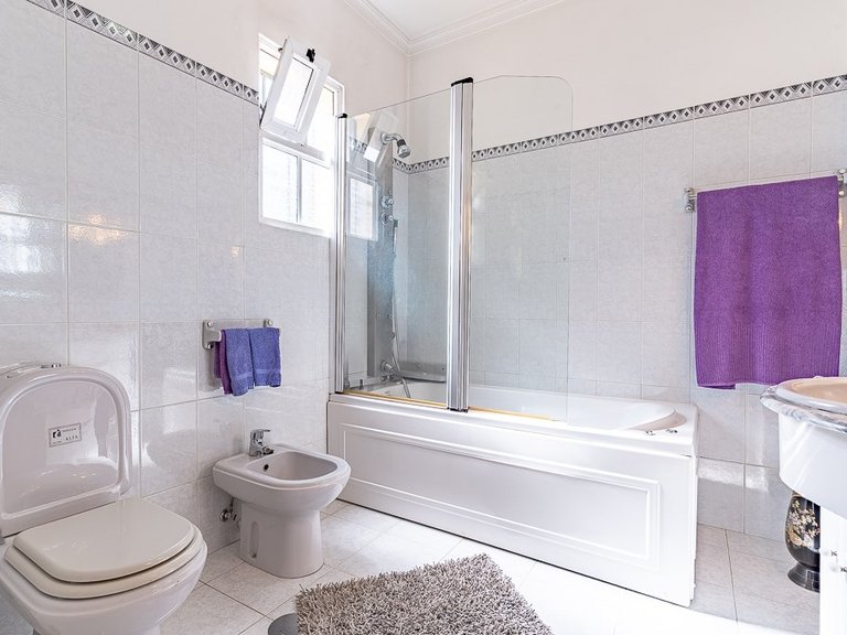 Villa for Sale in Funchal, Ilha Da Madeira, Portugal 16