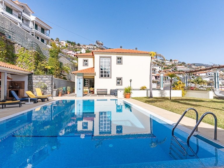 Villa for Sale in Funchal, Ilha Da Madeira, Portugal 34