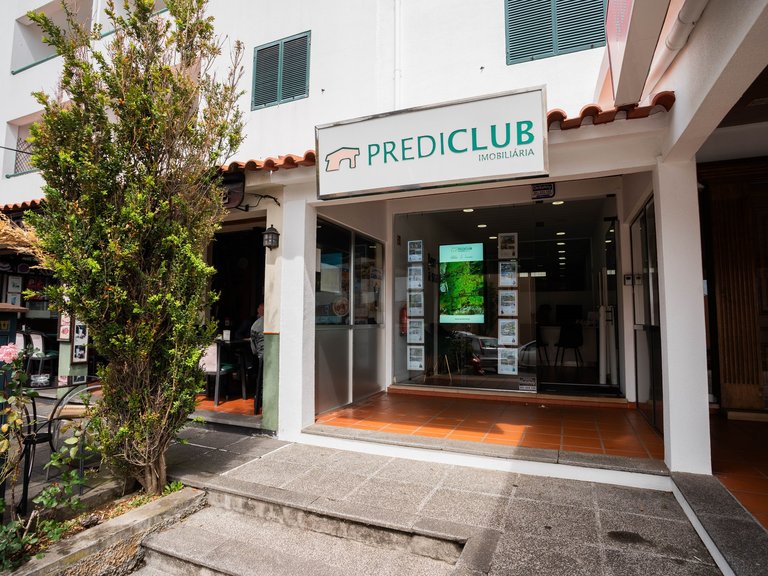 Commercial for Sale in Santa Cruz, Ilha Da Madeira, Portugal 6