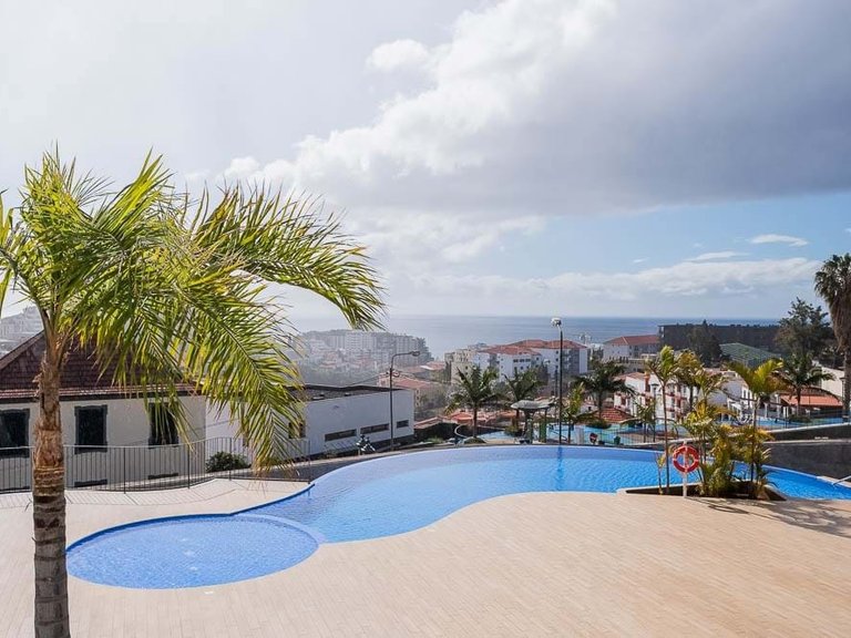 Apartment for Sale in Funchal, Ilha Da Madeira, Portugal 22